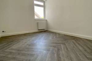 Sanierter Altbau in Buckau: 4,5 Zimmer, Balkon + Austritt, 4. OG ohne Aufzug – Thiemstraße 10, 39104 Buckau, Magdeburg – Vorschaubild 4