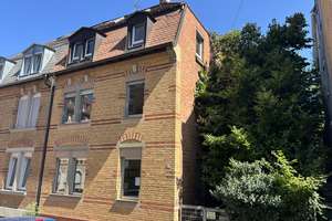 WG-geeignet - Wohnhaus mit 6-7 Zimmern in Stuttgart-Süd