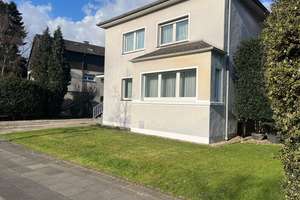 "Stadtvilla"-Feeling in Dinslaken-Stadtmitte – Einfamilienhaus mit traumhaftem Garten und Terrasse – wilhelmlantermannstrasse 86, 46535 Dinslaken – Vorschaubild 6