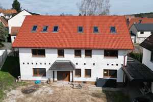5-Familienhaus, EK UNTER 2.000€/m² f. rd. 370m² genehmigte Wohnfläche, entkernt, provisionsfrei – Kirchgasse 9, Rückersdorf, Nürnberger Land (Kreis), 90607 Nürnberger Land (Kreis) – Vorschaubild 1