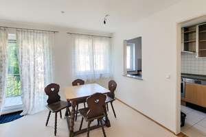 Grün. Ruhig. Zentral: Charmante -Erbpacht- 2-Zimmer-Wohnung am Park (provisionsfrei)