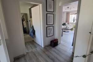 Zwei Zimmer in Köln: Helle Wohnung mit Balkon