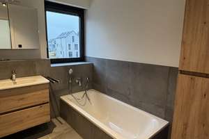 Elegante Doppelhaushälfte mit 5 Zimmern und Luxus-Ausstattung in Köfering – Die vollständige Adresse der Immobilie erhältst du vom Anbieter., 93096 Köfering – Vorschaubild 27
