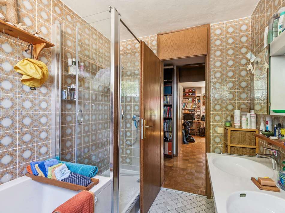 Badezimmer EG