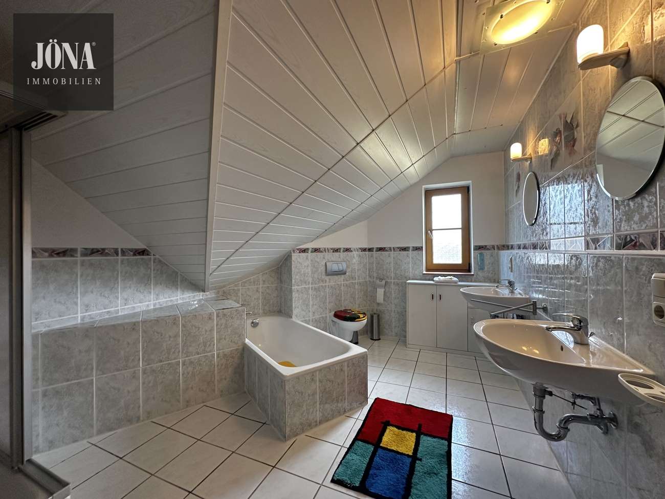 Immobilie in Marktschorgast - Ruhig gelegenes Einfamilienhaus mit gepflegtem Garten und vielseitigem Nutzungspotenzial - Bild 1