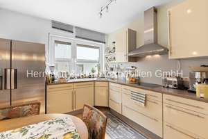 Perfekt für Mehrgenerationen: Freistehendes Haus mit 3 Einheiten, Wintergarten & großem Grundstück – Die vollständige Adresse der Immobilie erhältst du vom Anbieter., 55246 Mainz-Kostheim, Wiesbaden – Vorschaubild 15