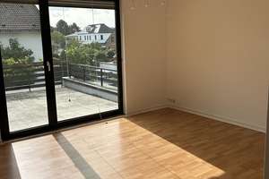 Viel Platz für Ihre Pläne und Träume, großzügiges EFH mit Einliegerwohnung Köln-Hahnwald – Am Waldpark -, 50996 Hahnwald, Köln – Vorschaubild 22