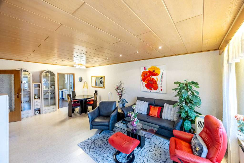 Immobilie in Tamm - WEITBLICK: Über den Dächern! - Bild 1