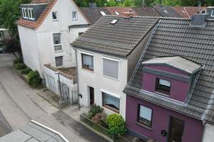 ! Reihenendhaus in Bremen-Gröpelingen zu verkaufen ! – Die vollständige Adresse der Immobilie erhältst du vom Anbieter., 28237 Lindenhof, Bremen – Vorschaubild 2