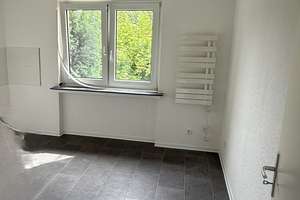 Erstbezug nach Sanierung: 3,5-Zimmer-Wohnung + Sackgassenendlage + große Fensterfronten + Balkon – Koerstr. 7, 44143 Wambel, Dortmund – Vorschaubild 10