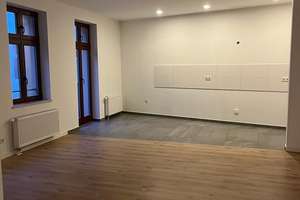 5-Zimmer Wohnung über 3 Etagen (120 m²) – ideal für Familien & Homeoffice – Buckau – Klosterbergestraße 28, 39104 Buckau, Magdeburg – Vorschaubild 2