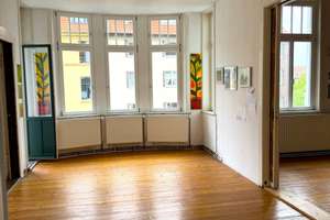 Linden-Mitte: Altbautraum mit 4 Zimmern, Wohnküche und 2 Balkonen – Haasemannstraße 12, 30449 Linden-Mitte, Hannover – Vorschaubild 2