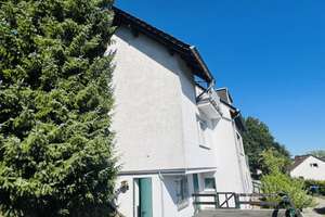 Diesen Ausblick kann Ihnen keiner mehr nehmen - Wohnhaus mit Weitsicht in Bad Meinberg! – Die vollständige Adresse der Immobilie erhältst du vom Anbieter., 32805 Horn-Bad Meinberg – Vorschaubild 4