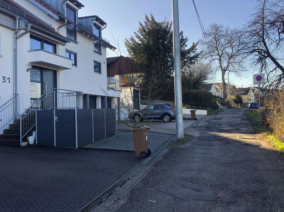 Straßenansicht West