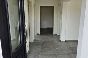 Brunsbüttel: Sonnige EG-Neubauwohnung möbliert/unmöbliert zu vermieten! – Astrid-Lindgren-Straße 5, 25541 Brunsbüttel – Vorschaubild 2