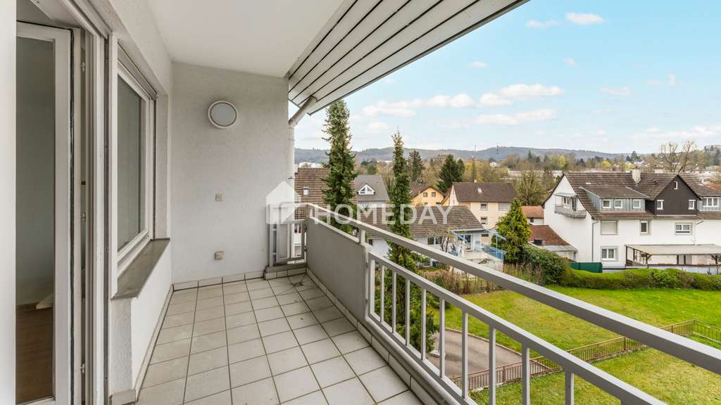 Immobilie in Lahr/Schwarzwald - Helle 1-Zimmer-Wohnung mit Einbauküche und Südloggia - Bild 1