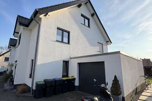 Neuwertiges 5 Zi.-Haus (Bj. 2016) in Bad Salzuflen – Die vollständige Adresse der Immobilie erhältst du vom Anbieter., 32108 Bad Salzuflen – Vorschaubild 3