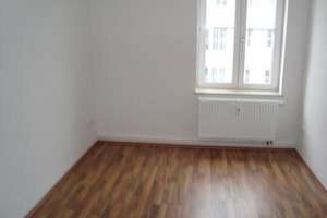 **  Großzügige 5-Zimmerwohnung mit Balkon, Wannenbad und Abstellraum in Toplage ** – Hans-Sachs-Straße 33, 9126 Lutherviertel, Chemnitz – Vorschaubild 9