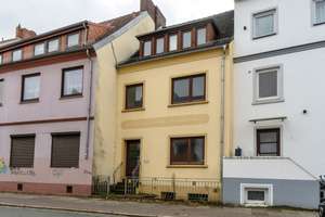 Sanierungsbedürftiges Zweifamilienhaus in Woltmershausen // Kapitalanlage möglich – Die vollständige Adresse der Immobilie erhältst du vom Anbieter., 28197 Woltmershausen (Ortsteil), Bremen – Vorschaubild 2