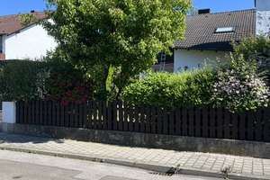 Ruhige teilmöblierte Wohlfühl-DHH im Ingolstädter Westen / Gerolfing – Die vollständige Adresse der Immobilie erhältst du vom Anbieter., 85049 West, Ingolstadt – Vorschaubild 3