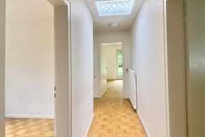 Freistehender Bungalow mit großem Garten, Pool und Garage in exklusiver Lage in Essen Bredeney – Essen – Vorschaubild 10