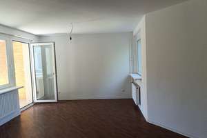 Helle 3-Zimmer-Wohnung mit Balkon im 1. OG in Hannover-Mühlenberg