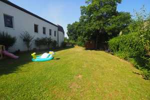 GEMÜTLICHES DREIFAMILIENHAUS MIT SCHÖNEM GARTEN UND 4 GARAGEN – Zweibrücken – Vorschaubild 11