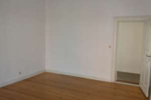 bezugsfrei: 3-Zimmer Altbauwohnung in herrschaftlichen Stuckhaus – Schönburgstr. 2, 12103 Tempelhof, Berlin – Vorschaubild 11