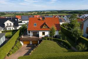 Familienfreundliches Einfamilienhaus mit Vollkeller und Südwest-Terrasse
