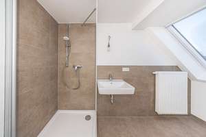 Großzügige Dachgeschosswohnung in Stötteritz – Die vollständige Adresse der Immobilie erhältst du vom Anbieter., 4299 Stötteritz, Leipzig – Vorschaubild 4
