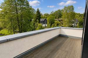 Exklusives Neubau-Penthouse mit großem Balkon, 4 Zimmer & Blick ins Grüne – Obere Dorfstraße 3, 57074 Bürbach, Siegen – Vorschaubild 2