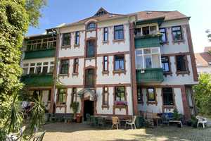 kleine DG-Wohnung mit vielen Schrägen mit Blick auf das St. Elisabeth Krankenhaus – Dölitzer Straße 46, 4277 Leipzig – Vorschaubild 5