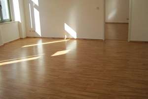 TOPLAGE * SÜDVORSTADT * großzügige 2 Zimmer. LAMINAT. EBK. TAGESLICHTBAD mit WANNE – 4275 Südvorstadt, Leipzig – Vorschaubild 2