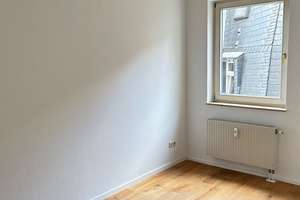 3-Zimmer-Wohnung in historischen Gebäude mit Balkon am Schillerplatz in Dresden – Hüblerstr. 2 – Hüblerstr. 2, 1309 Blasewitz (Stadtteil), Dresden – Vorschaubild 7