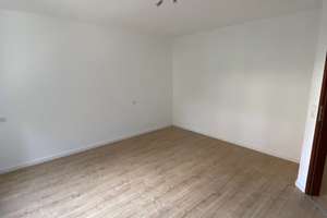 Helle & frisch renovierte Wohnung mit Terrasse im Grünen inkl. TG Stellplatz – Talstraße 69 d, 70188 Gaisburg, Stuttgart – Vorschaubild 3