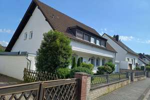 repräsentatives Einfamilienhaus mit Empore, Wintergarten, Kamin – Die vollständige Adresse der Immobilie erhältst du vom Anbieter., 53797 Lohmar – Vorschaubild 34