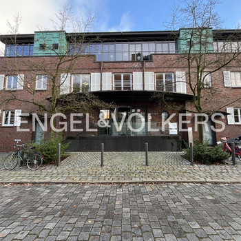 IMAGEFILM - Repräsentativer Bürosolitär in City- und Alsternähe