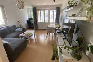 Modernisierte 2-Zimmer-Wohnung mit Balkon und Einbauküche in München – München – Vorschaubild 1