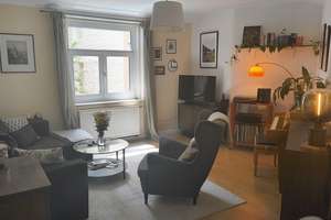 Helle 3-Zimmer-Wohnung mit Balkon