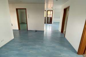 Große DG-Wohnung mit Balkon in ruhiger Lage von Zell- 3,5 Zi-82qm- – Aichelberger Weg 3, 73119 Zell unter Aichelberg – Vorschaubild 12