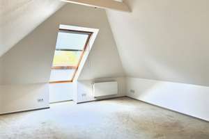 Bungalow  mit Tradition und Charme 
Großer Anbau gewerblich nutzbar  -  herrliches Grundstück in ... – Die vollständige Adresse der Immobilie erhältst du vom Anbieter., 24768 Rendsburg – Vorschaubild 14