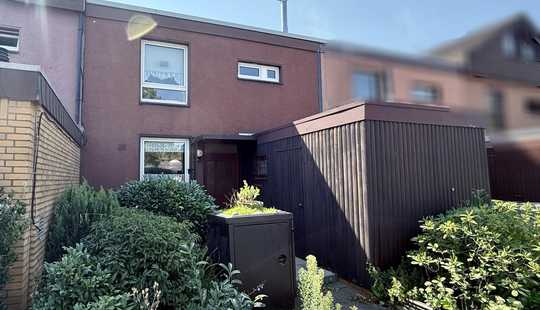 Bild von Gepflegtes Reihenmittelhaus mit Garage in zentraler Wohnlage in Garbsen OT Auf der Horst