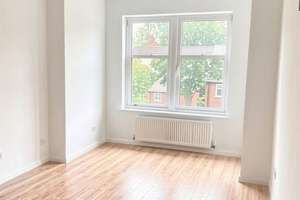 Seltene Gelegenheit: Vermietete Altbauwohnung mit Balkon in Berlin-Steglitz – Halskestraße 3, 12167 Steglitz, Berlin – Vorschaubild 2