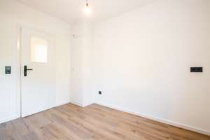 KEINE KÄUFERPROVISION Schick sanierte Erdgeschosswohnung mit Westbalkon in Bielefeld Sennestadt – Die vollständige Adresse der Immobilie erhältst du vom Anbieter., 33689 Sennestadt, Bielefeld – Vorschaubild 18