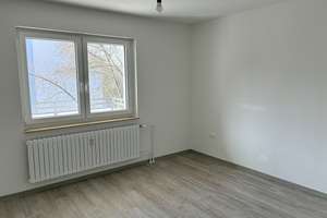 Super ansprechende frisch renovierte 3,5 Zimmer Wohnung über den Dächern von Dortmund Alt-Scharnhors – Paul-Ronczka-Str. 18, 44328 Alt-Scharnhorst, Dortmund – Vorschaubild 8