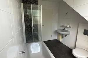 Frisch renovierte 4-Zimmer-Dachgeschosswohnung mit Balkon in ruhiger Lage – grasseler straße 90, 38110 Wabe-Schunter-Beberbach, Braunschweig – Vorschaubild 8