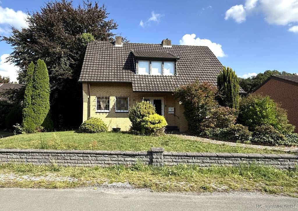 Einfamilienhaus mit ca. 138 m² Wohnfläche auf 450 m² Grundstück