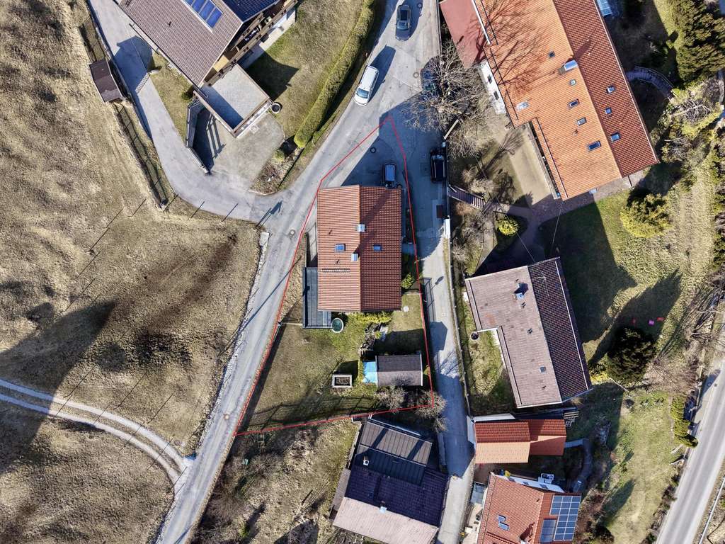 Immobilie in Wallgau - 3-Parteienhaus oder Eigenheim mit Vermietungsmöglichkeit  - Bild 3