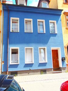 ***ein Haus mit 6 Zimmern mitten in der Stadt!!!