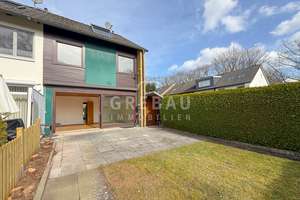 Ruhige Lage und doch mittendrin: 5- Zimmer-End-Reihenhaus in sehr zentraler Lage von Rissen